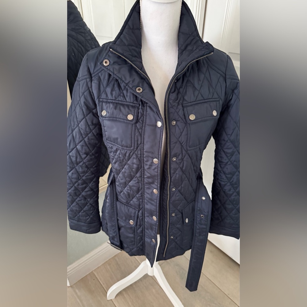 Banana Republic Navy Utility Jacket Quilted Fitted Design size M Gold accents